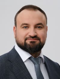 https://raexpert.ru/database/person/serdyukov_vladimir.jpg